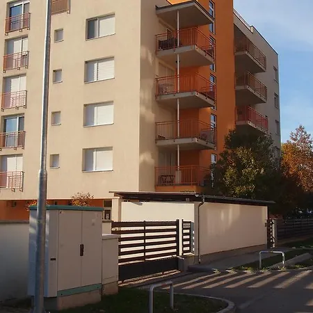 Appartamento Viktoria Apartman *