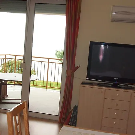 Viktoria Apartman Appartamento *