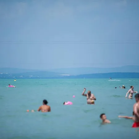 Appartamento Viktoria Apartman Siófok